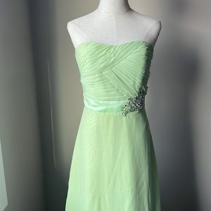Couture Collection Bridal Prom/Bridesmaid Dress from David’s Bridal